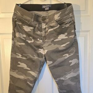 Democracy Black and Gray Pants